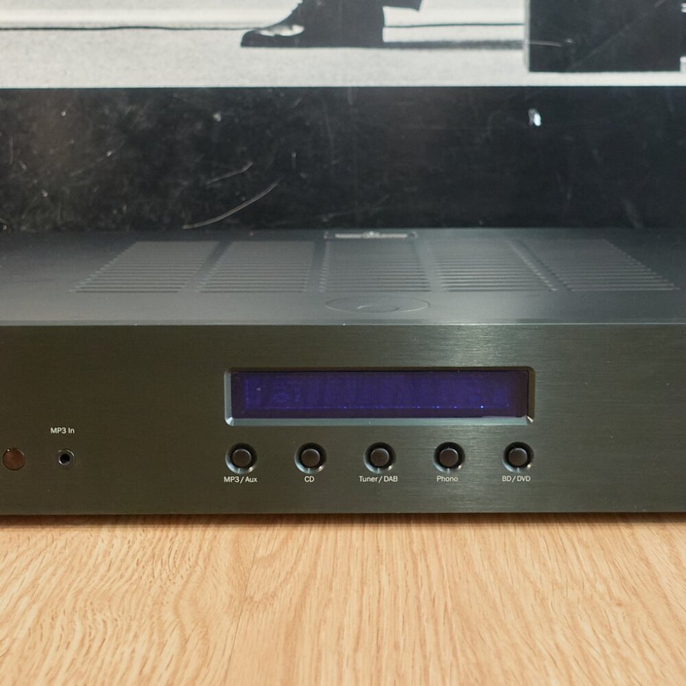 Cambridge Audio Topaz AM10 / Integrated Amplifier / Phono Stage / Black / HiFi